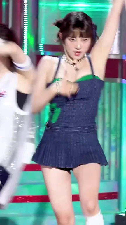 🔥 Ningning's Slutty Dance Tease in Tiny Skirt 💦 aespa Kpop Fap Fuel