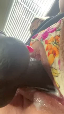 🔥 MILF Jilling Her Creamy Wet Pussy! Just Warming Up! 💦🍆