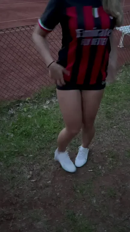 never have i ever had sex on a tennis court