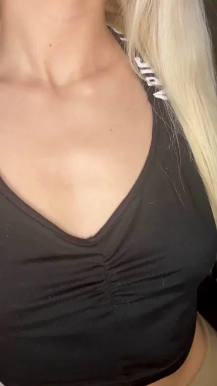 can i show you the view nobody in the gym gets to see😈