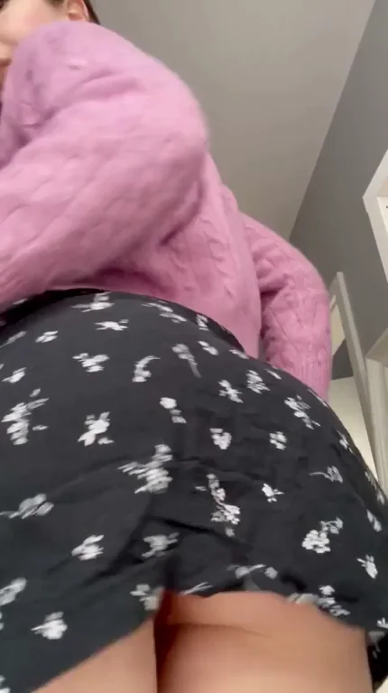 pushing your cock in will make me squeeze it
