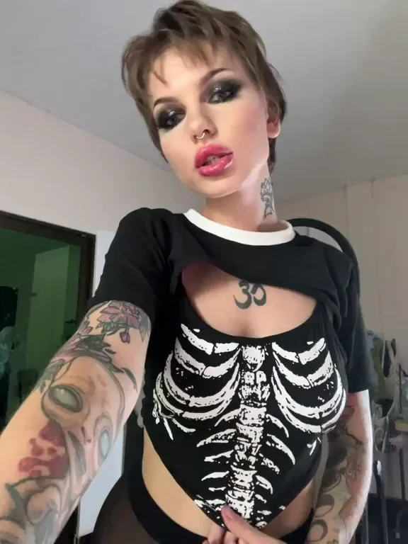 I tried grungy look today