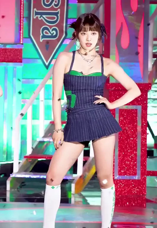 🔥 Ningning's Slutty Kpop Stage Tease 💦 aespa Fap Fuel