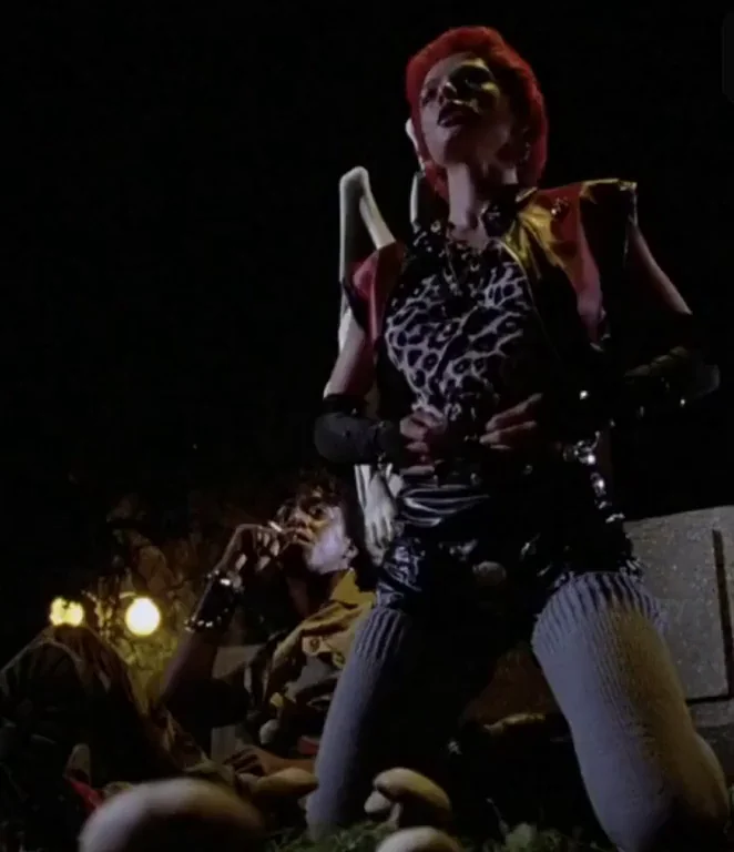 Tits of Terror #1: Linnea Quigley - The Return of the Dead
