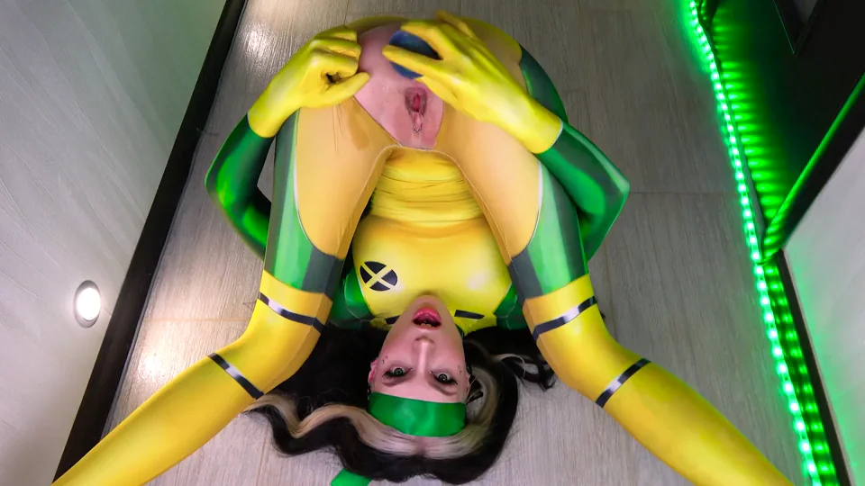 Rogue by Helly_Rite [X-Men]