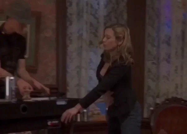 Linda Cardellini - Grandma's Boy (2006)