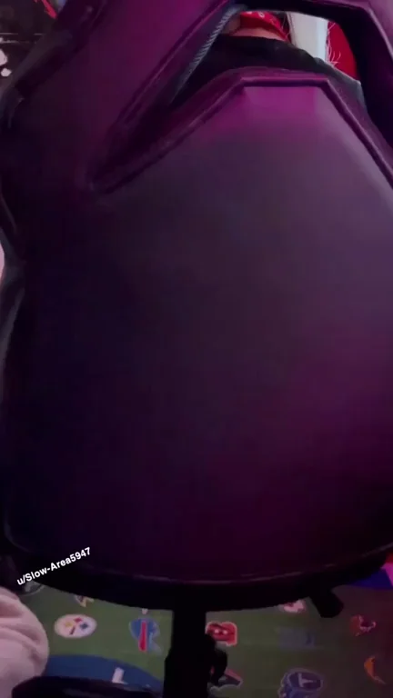 Purple Tit Tease: Come Squeeze My Juicy Jugs ;)