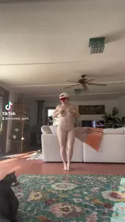 Thick Redhead PAWG Goofin' Nude 🍑🔥