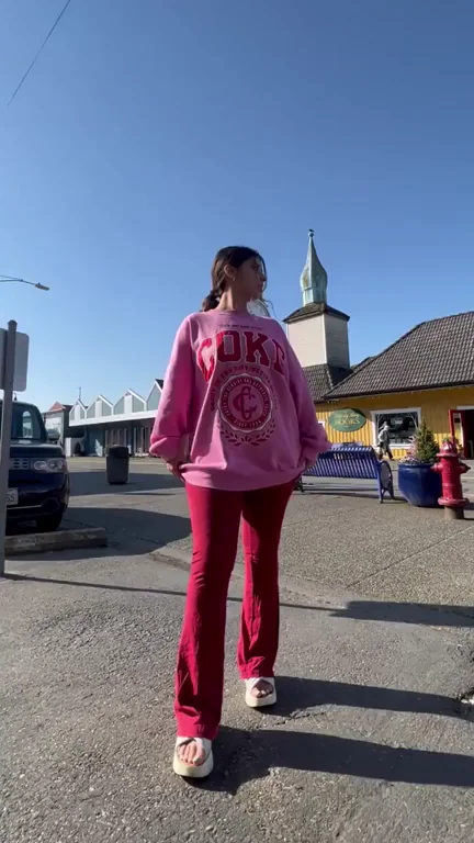 🔥 Flashing My Juicy Tits Downtown in Pink Gear 😈