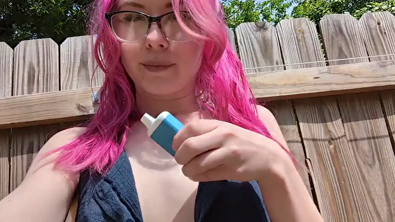 Pink-Haired Stoner Slut Flashes Perfect Puffy Nips 😍🍃