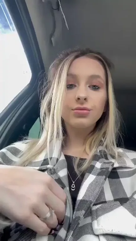 [SC] I know you want to come play with me
