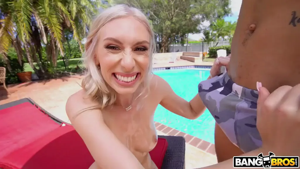 Blonde Bombshell OMG Becky's Jaw-Dropping Poolside Cock Worship