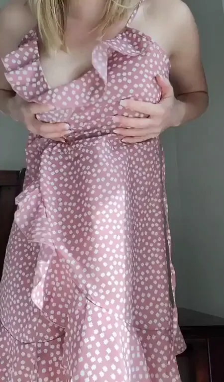 From sweet mommy to MILF