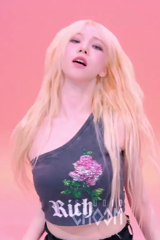 Aespa - Karina