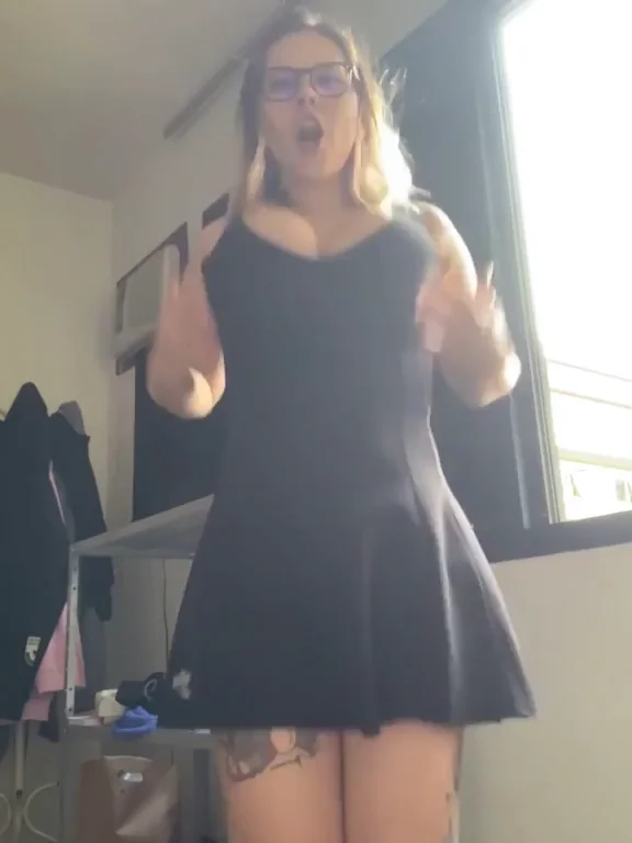Loving My Tits Bounce? Watch Me Shake My Cleavage 😍💦