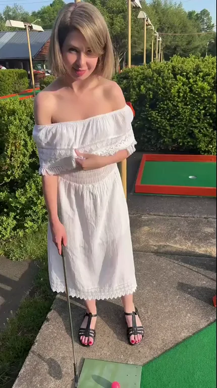 Shorthaired chicks have the most fun 😁‡