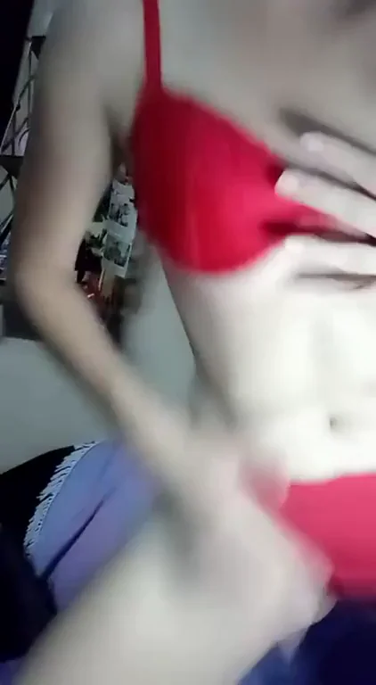 Would You Fuck This Hot Latina MILF? 🔥🍑