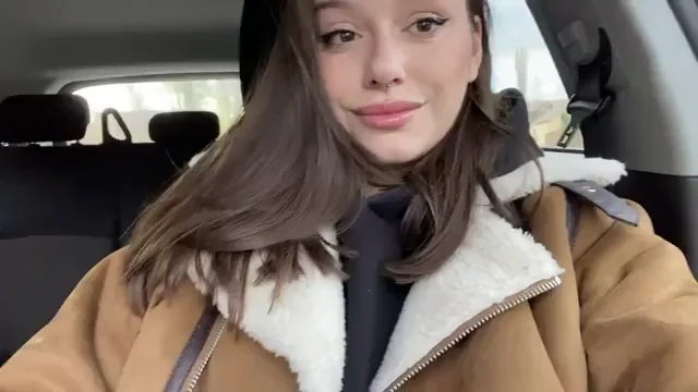 I need someone to fuck me on camera
