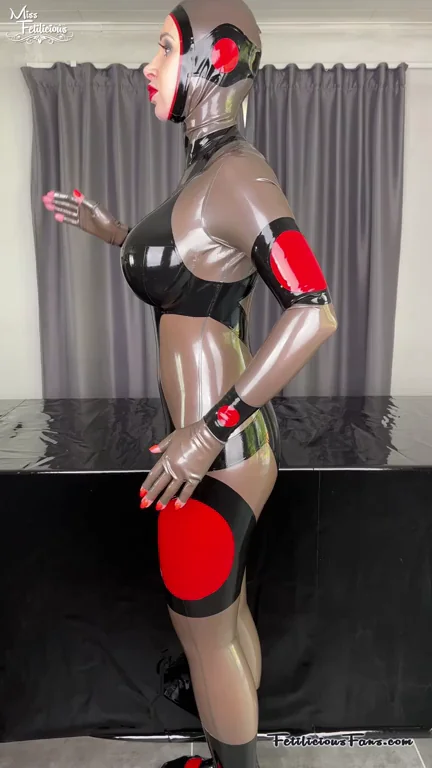 The new Sex Robot 2000 has arrived 🤤–