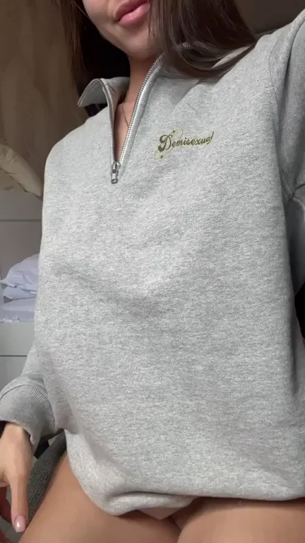 Petite Brunette Tease: Naked Pussy & Tits in Gray Hoodie? 😈🔥