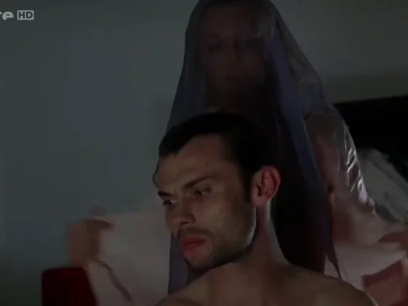 Florence Thomassin nude in Les vivants et les morts s01e04 (2009)