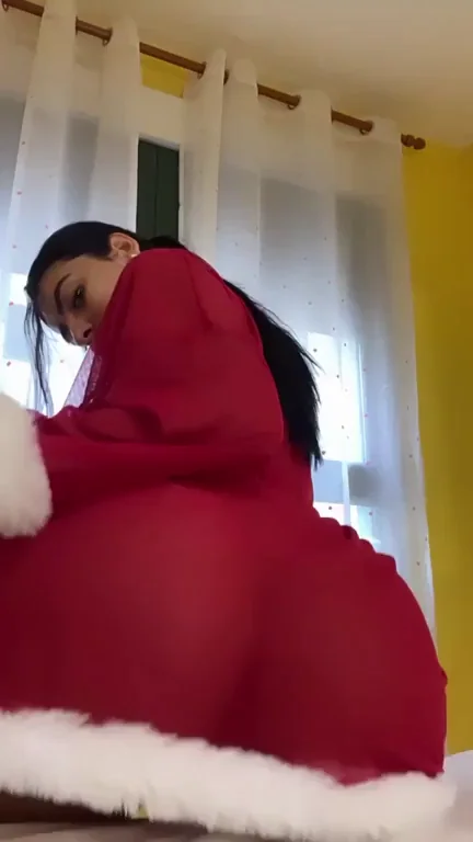 Latina Santa's Thicc Ass Tease: Brighten Your Day with Booty Magic