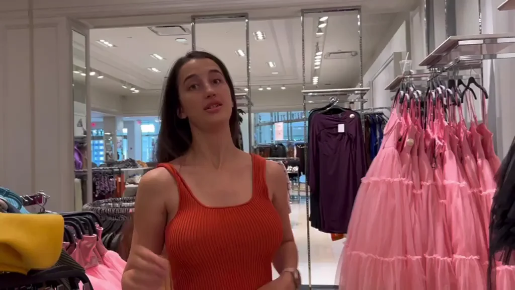 Slutty Store Tit Flash