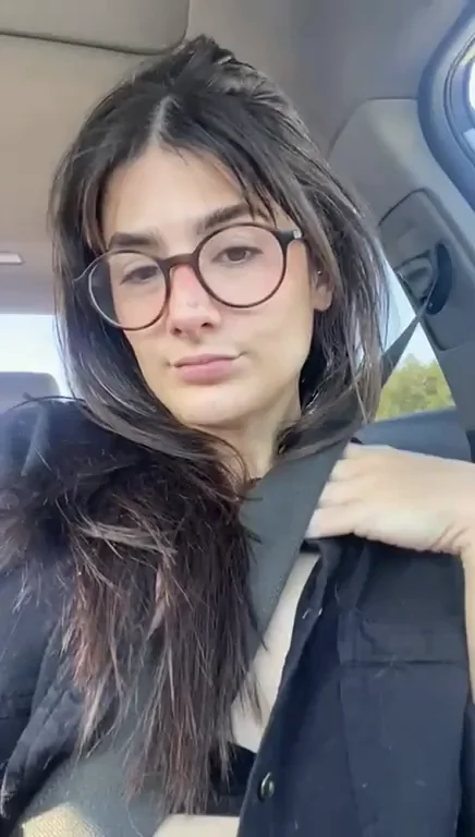 Parking Lot Tease: Glasses Slut Flashes Her Tits 😈🚗💦