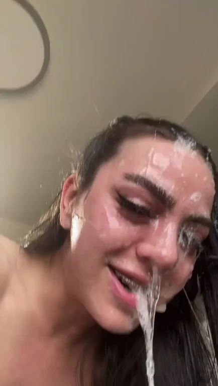 Jesus fuck she's nasty