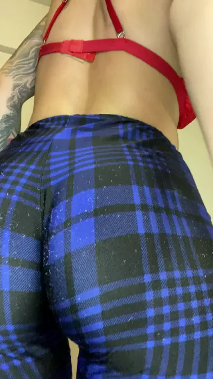 Someone told me I should post more ass... so here it is