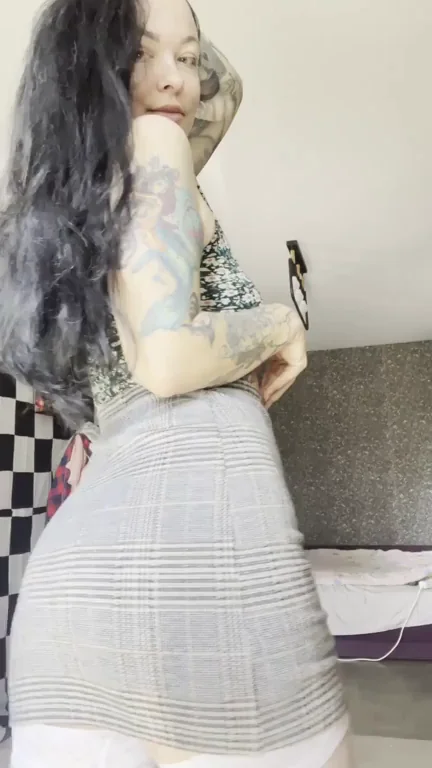 I don't wear panties when I go to work