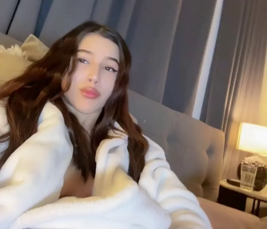 Hoping you'll let this pussy ride your face? 🤤