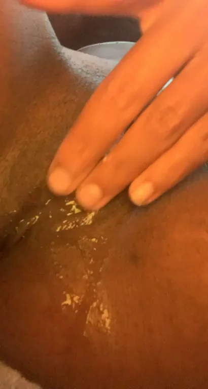 My tight little pussy gets so wet ?