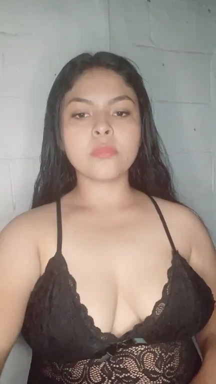 18yo latinas waiting on you