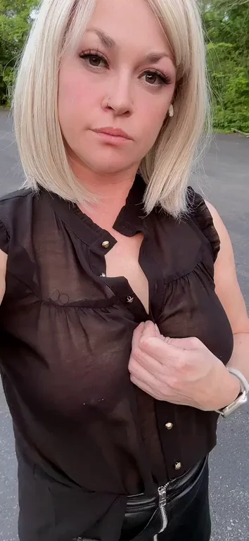 Cheating Blonde Bombshell Teases Her Massive Tits: 'Our Dirty Secret'