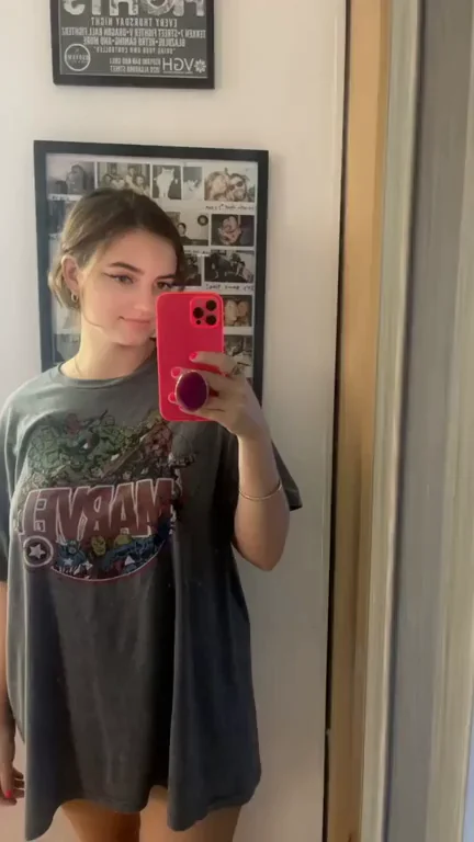 My T-shirt was hiding my curves|