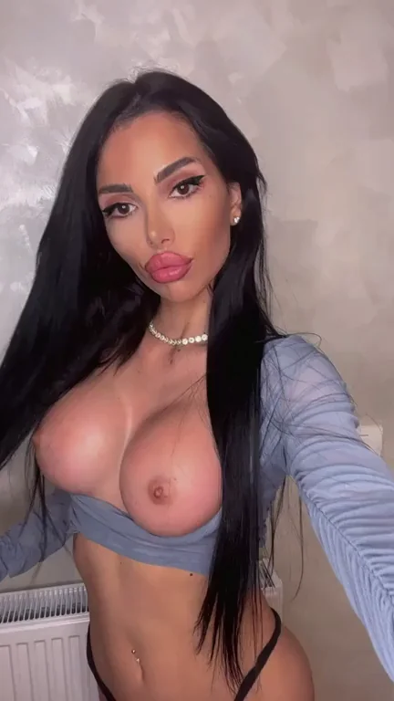 Warm Wet Pussy Ready for Breeding Loads 🥵💦😈