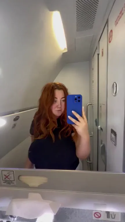Joining the Mile High Club with Big Tits Redhead 😈✈️🍑