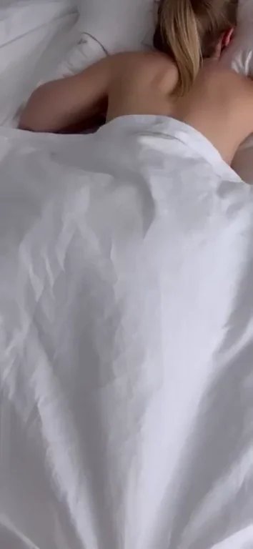 🍑 Get Ready to Devour This Juicy Ass Feast! 😈
