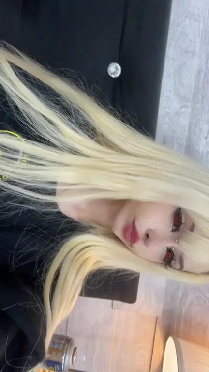 Blonde Bombshell Teases: 'Diggin' These Perky Nipples, Baby?'