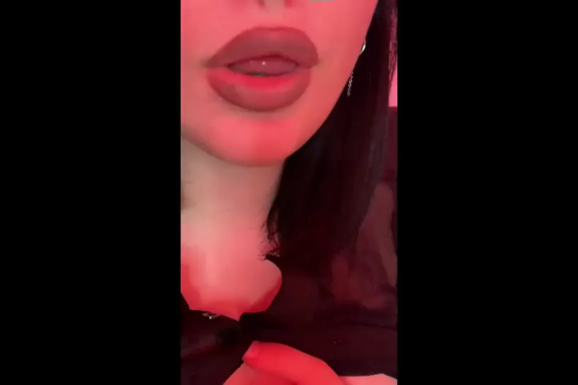 Volunteer to put your face between my boobs|