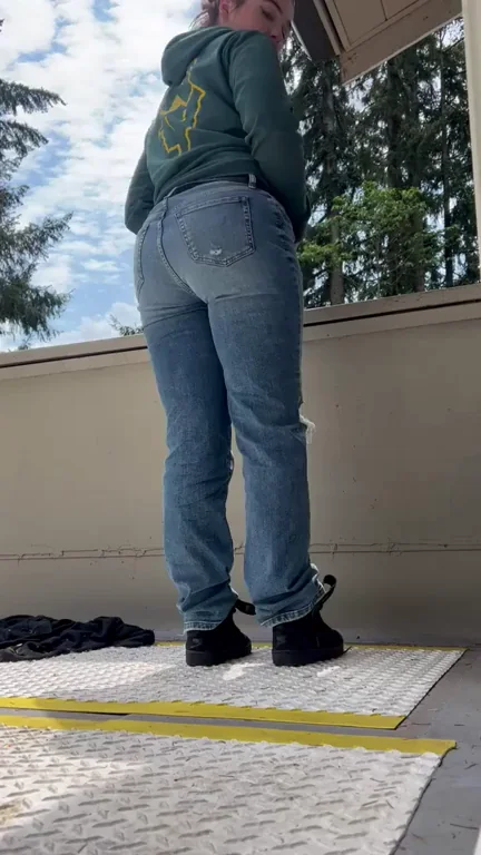 Cmon, just a quickie!!