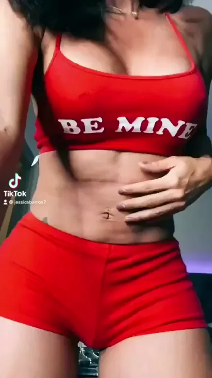 Yeesh! 😍🔥 Red Hot TikTok Slut Tease 💦🍑