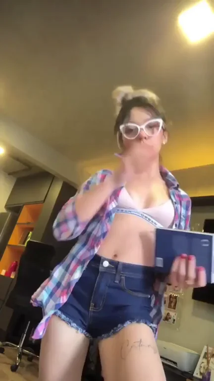 🍑 Can You Pound This 19yo Fuck Doll Slut? 🔥