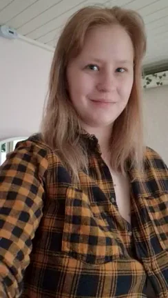 And now hocus pocus and we move from the earth dimension to the alt dimension - where girls are colorful and have huge boobs. Kisses