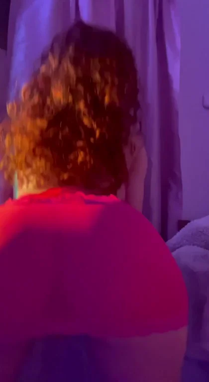 Redhead Slut Makes That Juicy Ass Bounce 🍑🔥