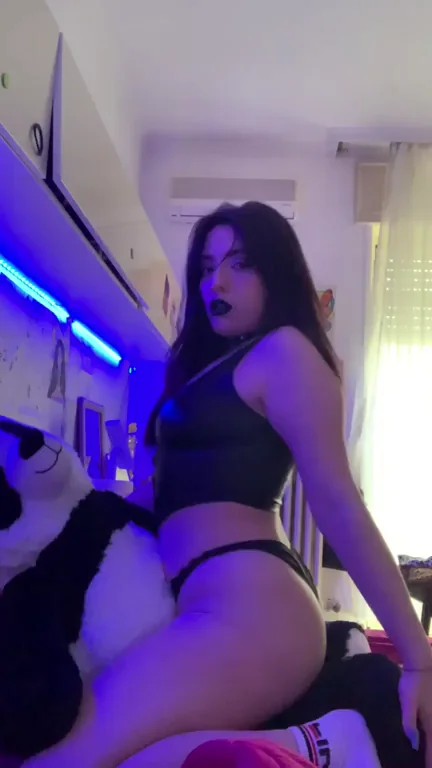 Craving Booty Rubs Always 🍑🔥