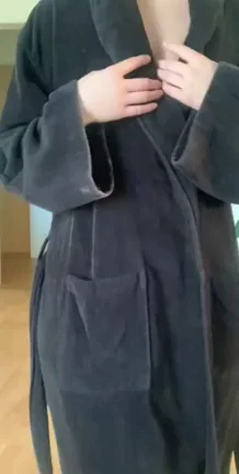 Hubby is wondering if you'd fuck me raw on a live stream so he and everybody can 🤤