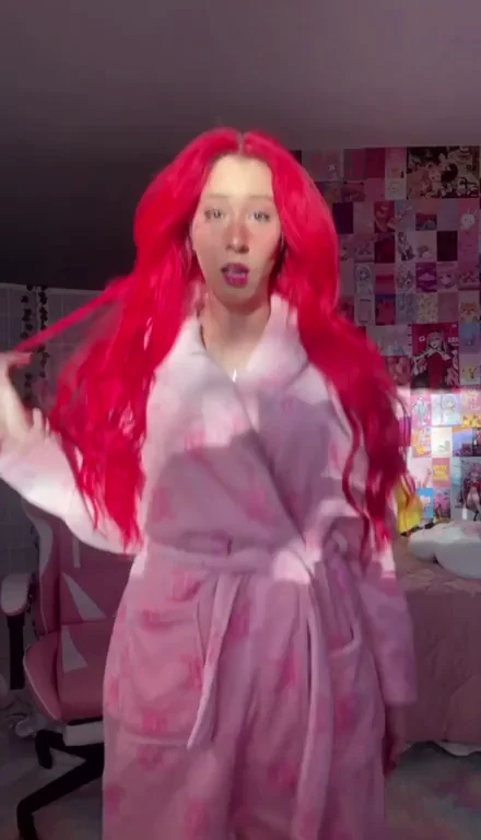 First Nude TikTok of the year!