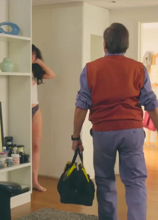 Micaela Riera in 'The One In Charge' S1E1